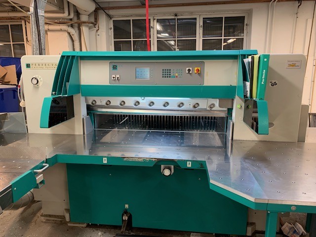 Complete Perfecta 132 UC guillotine line